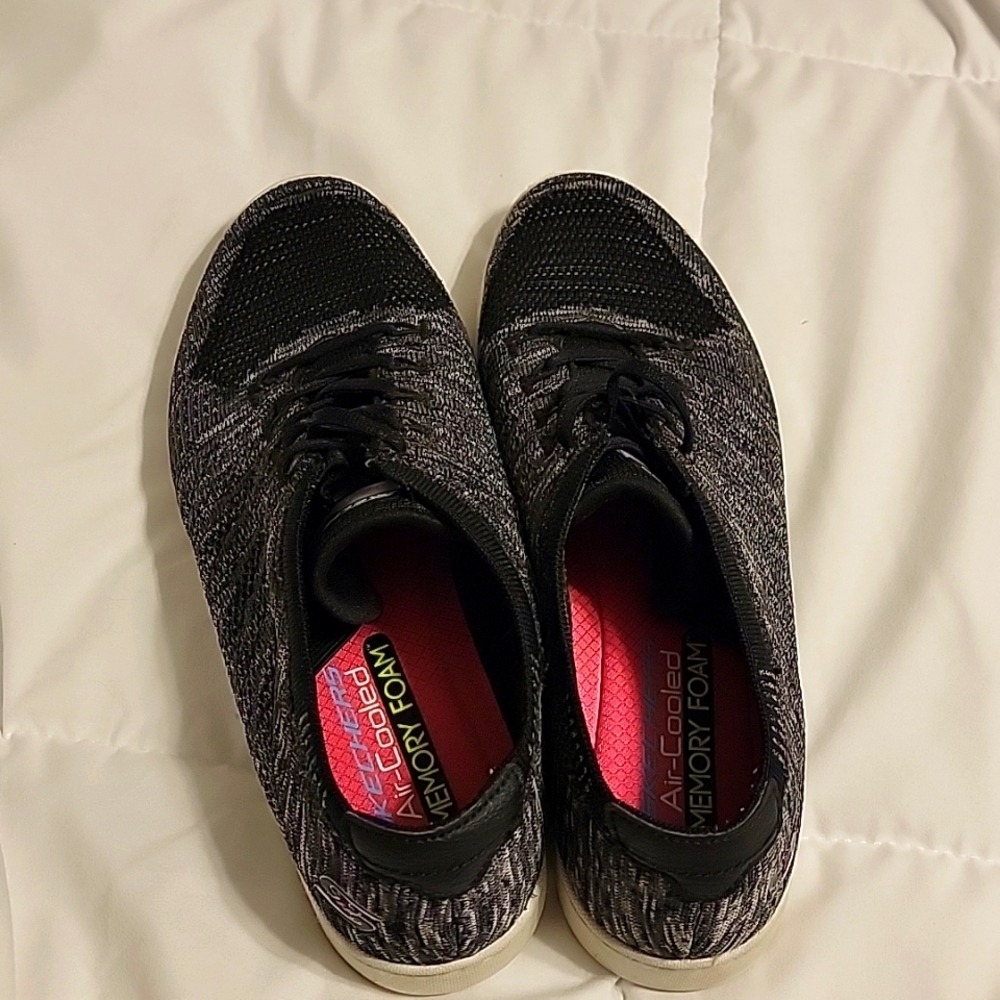 Skechers womens tennis shoes